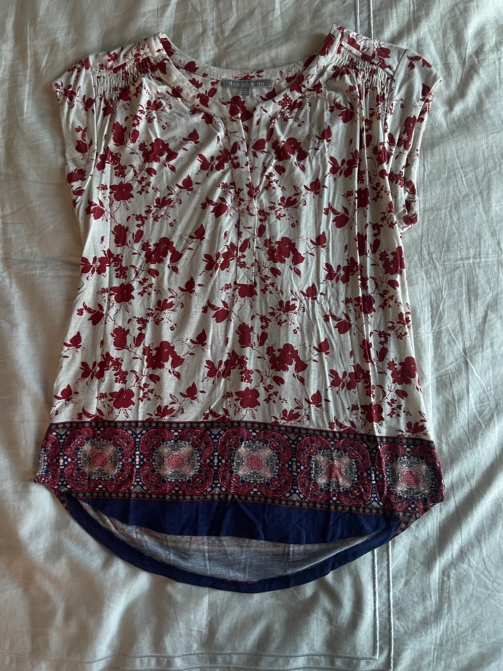 Daniel Rainn White Tunic Top with Red Floral Print and Navy Border